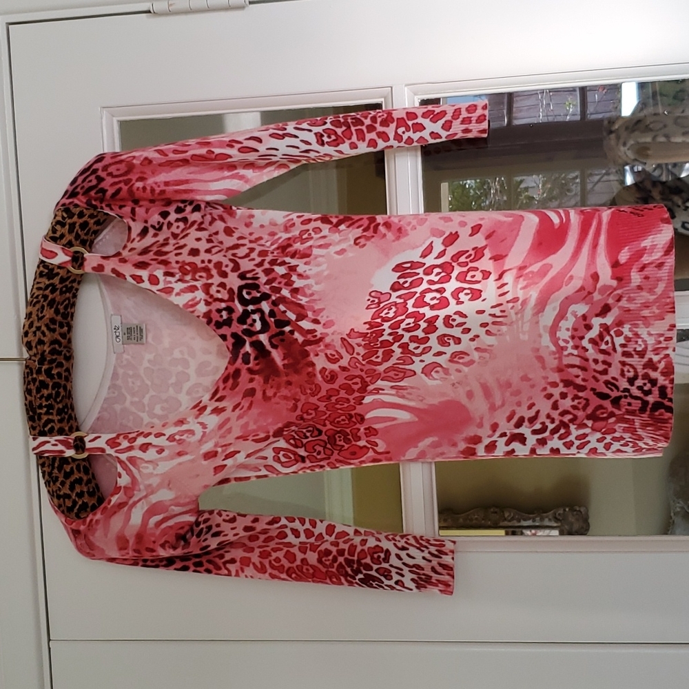 COLD SHOULDER PINK LEOPARD SWEATER